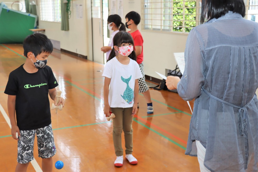 あせらず・あわてず・あきらめず！　～三浦小学校けん玉認定集会～の画像3