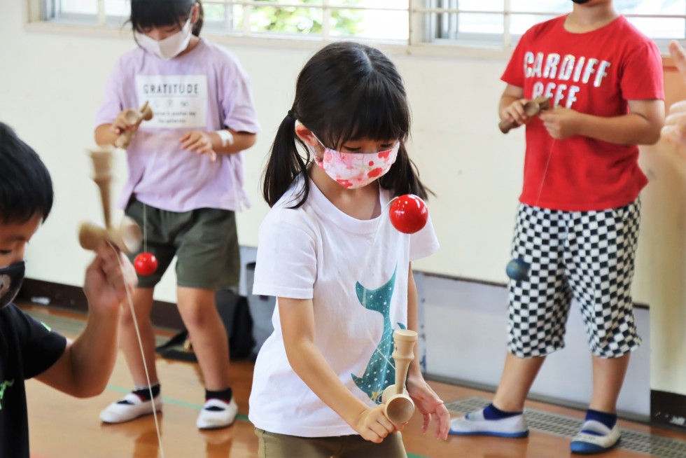 あせらず・あわてず・あきらめず！　～三浦小学校けん玉認定集会～の画像4