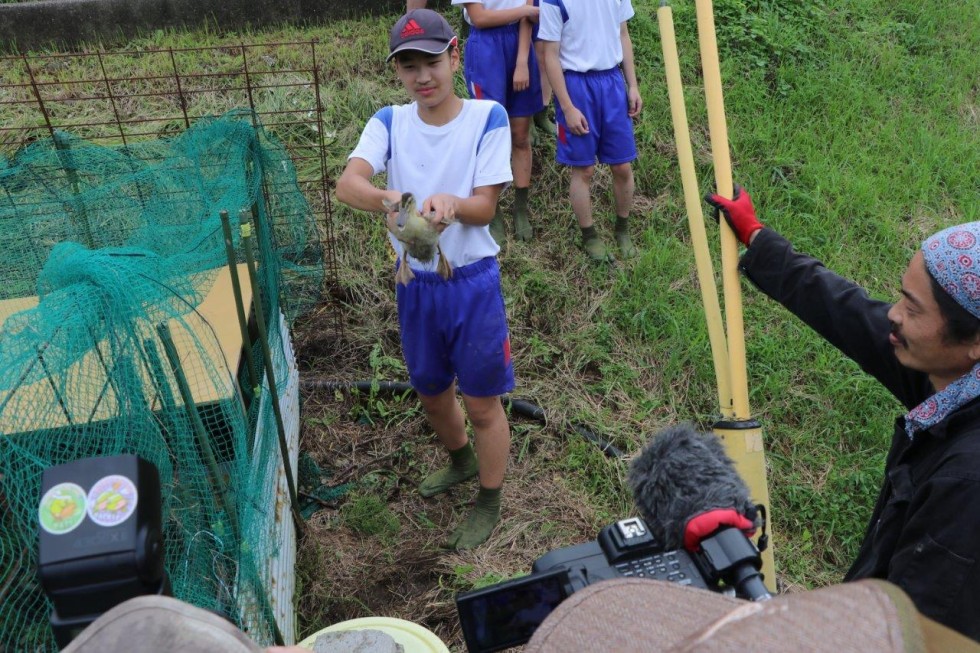 梅雨の晴れ間の八反ずり体験　～田染中学校　～の画像10