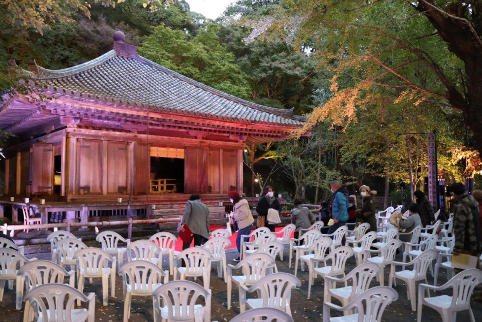 ライトアップされた富貴寺大堂で幻想的なひとときを　～メゾソプラノ＆リュート　創作日本舞踊の夕べ～の画像3