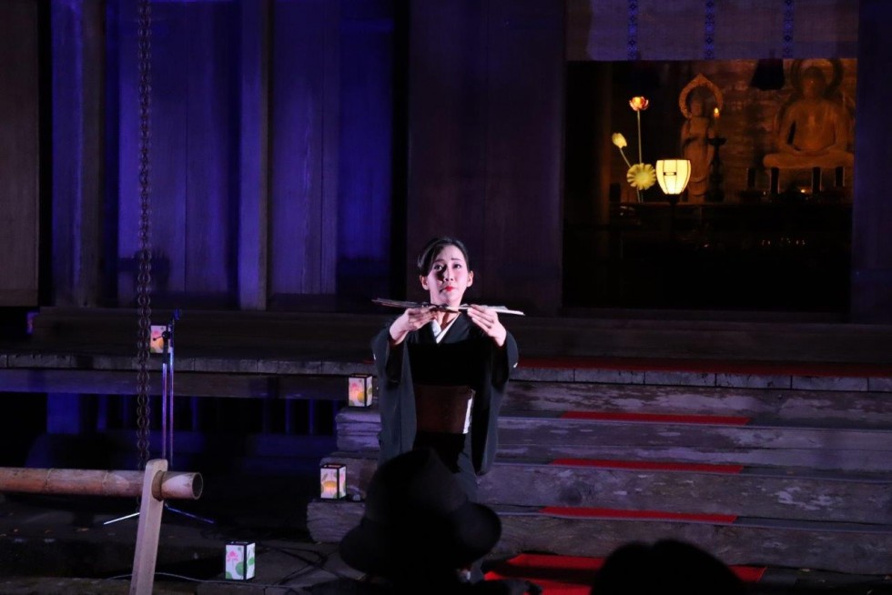 ライトアップされた富貴寺大堂で幻想的なひとときを　～メゾソプラノ＆リュート　創作日本舞踊の夕べ～の画像7