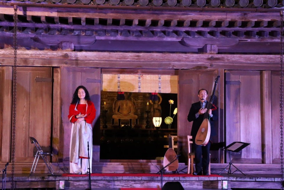 ライトアップされた富貴寺大堂で幻想的なひとときを　～メゾソプラノ＆リュート　創作日本舞踊の夕べ～の画像18