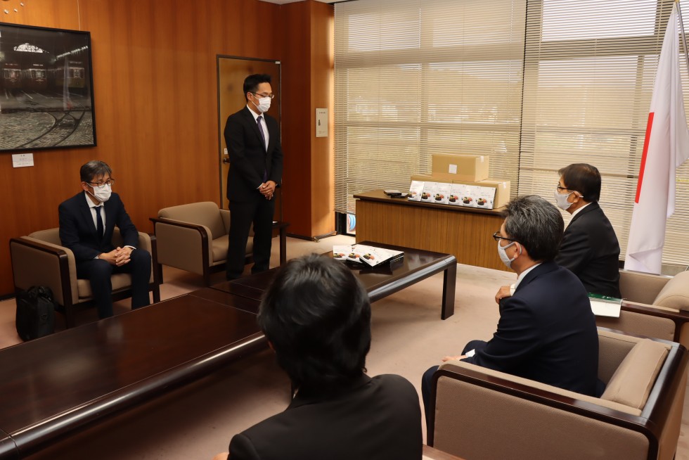 株式会社クラウン様より自社製レトルトビーフシチューをご寄贈いただきましたの画像4