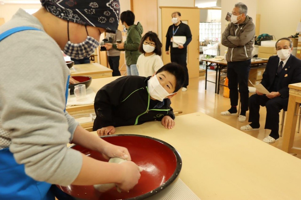 チビッ子職人・手打ちそばの腕前を披露　～わくわく体験活動・そば打ち教室成果発表会～の画像7