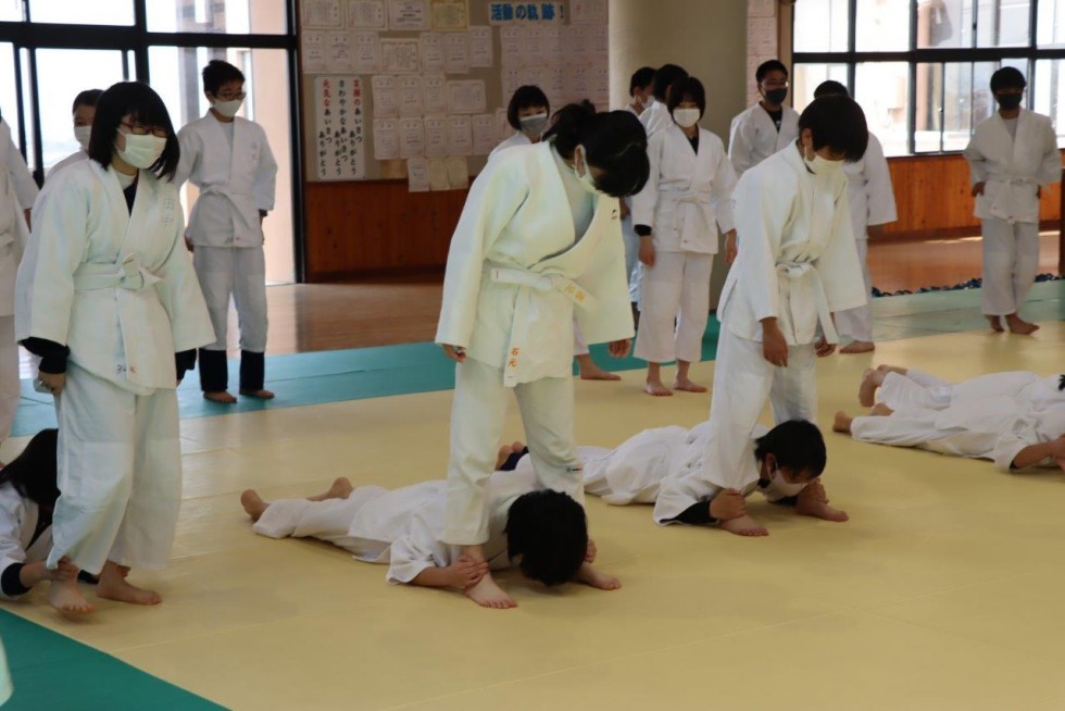 武道を通じて心技体を学ぶ～高田中学校・武道授業～の画像14