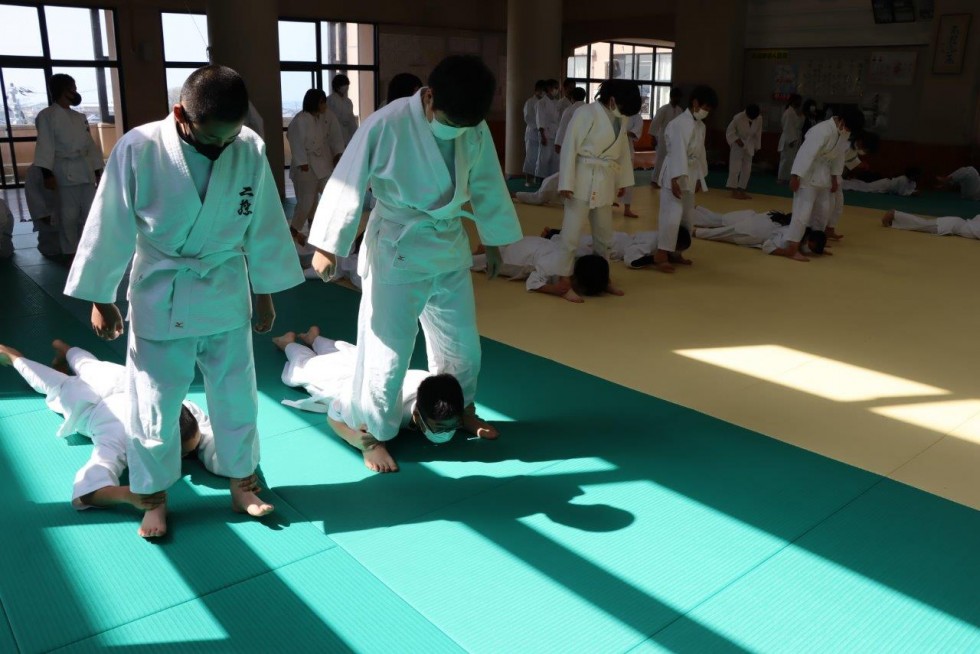 武道を通じて心技体を学ぶ～高田中学校・武道授業～の画像17