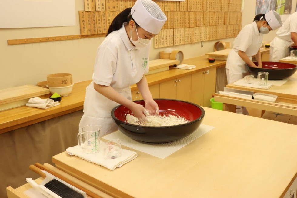 6月19日（土曜日）「春そば」解禁！　～高田高校生が試食会でそば打ちを披露～の画像2