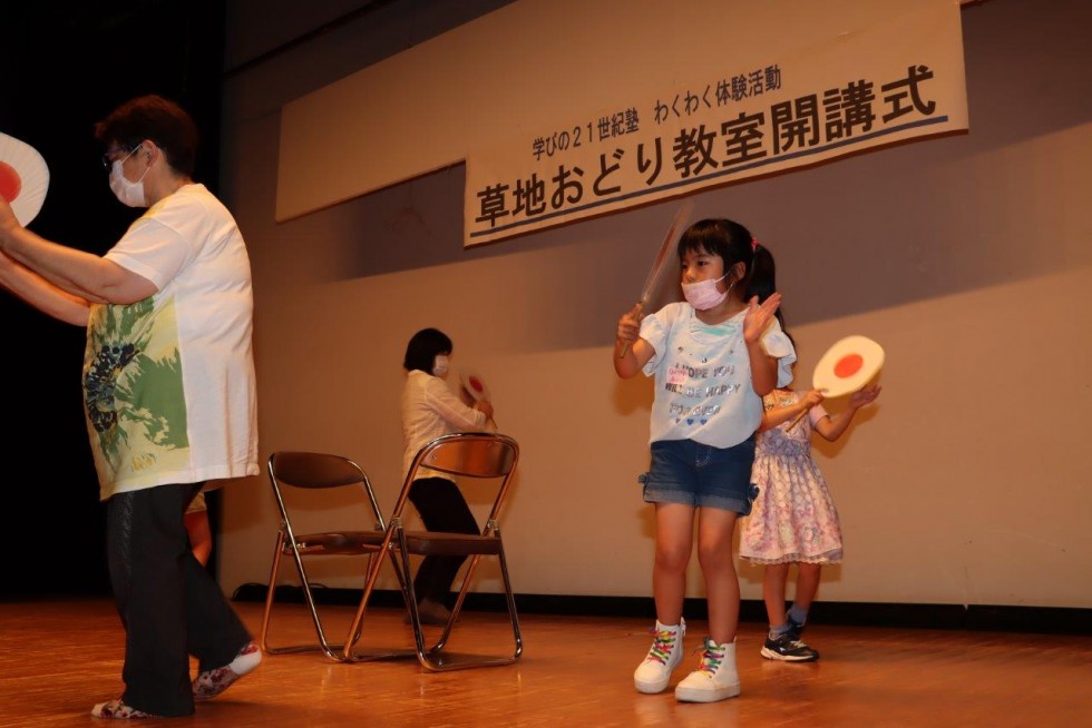 草地おどり教室開講式の画像10