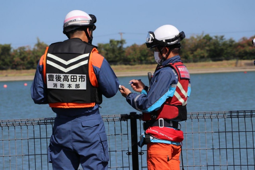 水難事故に備えて本番さながらの訓練を実施　　～大分県防災航空隊との合同訓練～の画像5