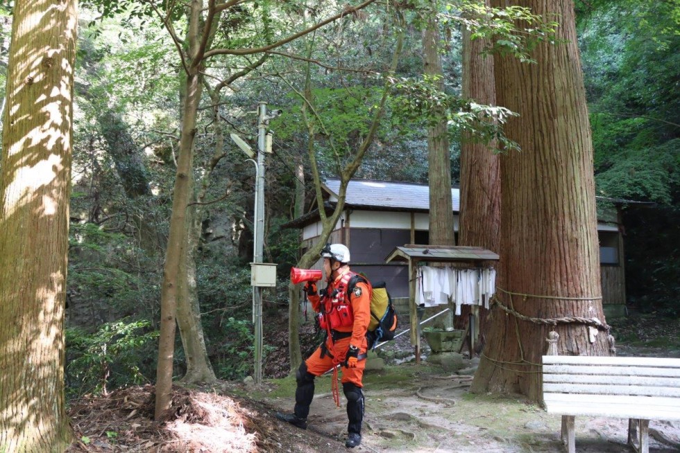 もしもの山岳事故に備えて　　　～　空と陸の合同山岳救助訓練を実施しました　～の画像7