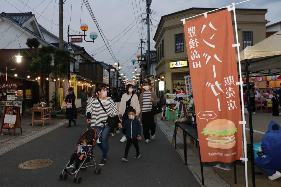 10月の『昭和の夜台市（やたいいち）』は、大大大盛況♪の画像4