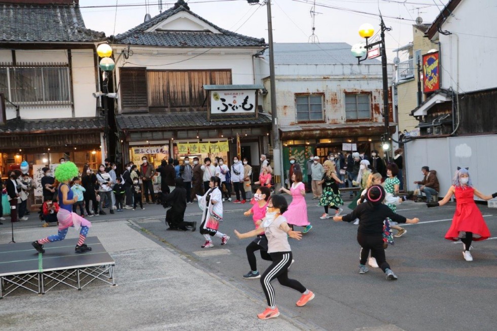 10月の『昭和の夜台市（やたいいち）』は、大大大盛況♪の画像6