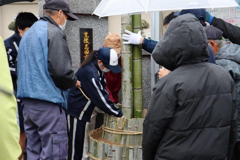 【河内中学校】地域の方と新年を迎える準備　“門松づくり”の画像5