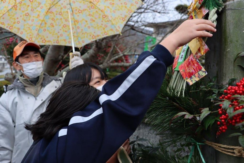 【河内中学校】地域の方と新年を迎える準備　“門松づくり”の画像11