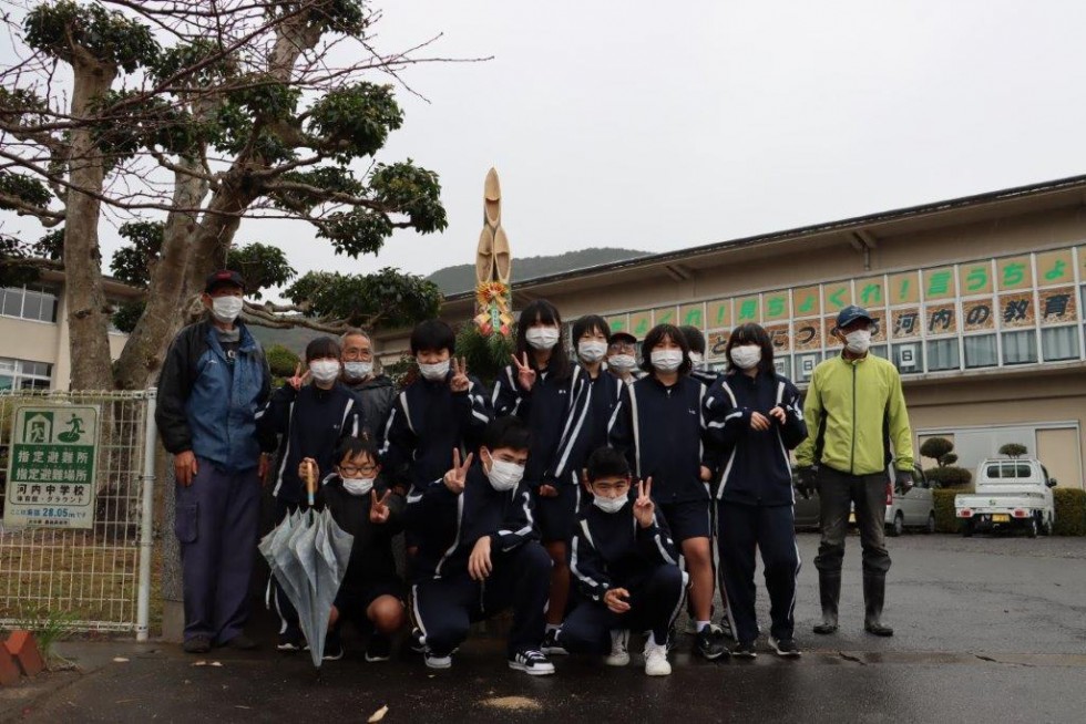 【河内中学校】地域の方と新年を迎える準備　“門松づくり”の画像12