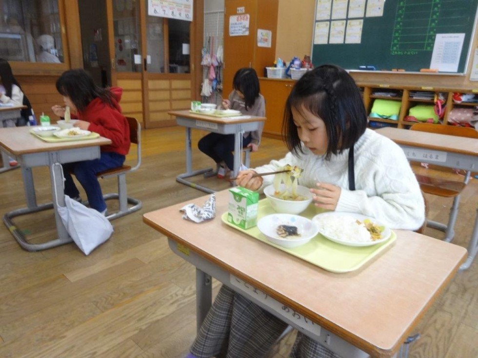 市内の学校給食用に「白ねぎ」を提供していただきました！の画像7