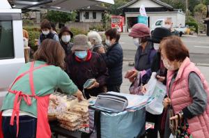 イベントでの買い物の様子１