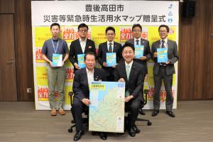 記念撮影の様子